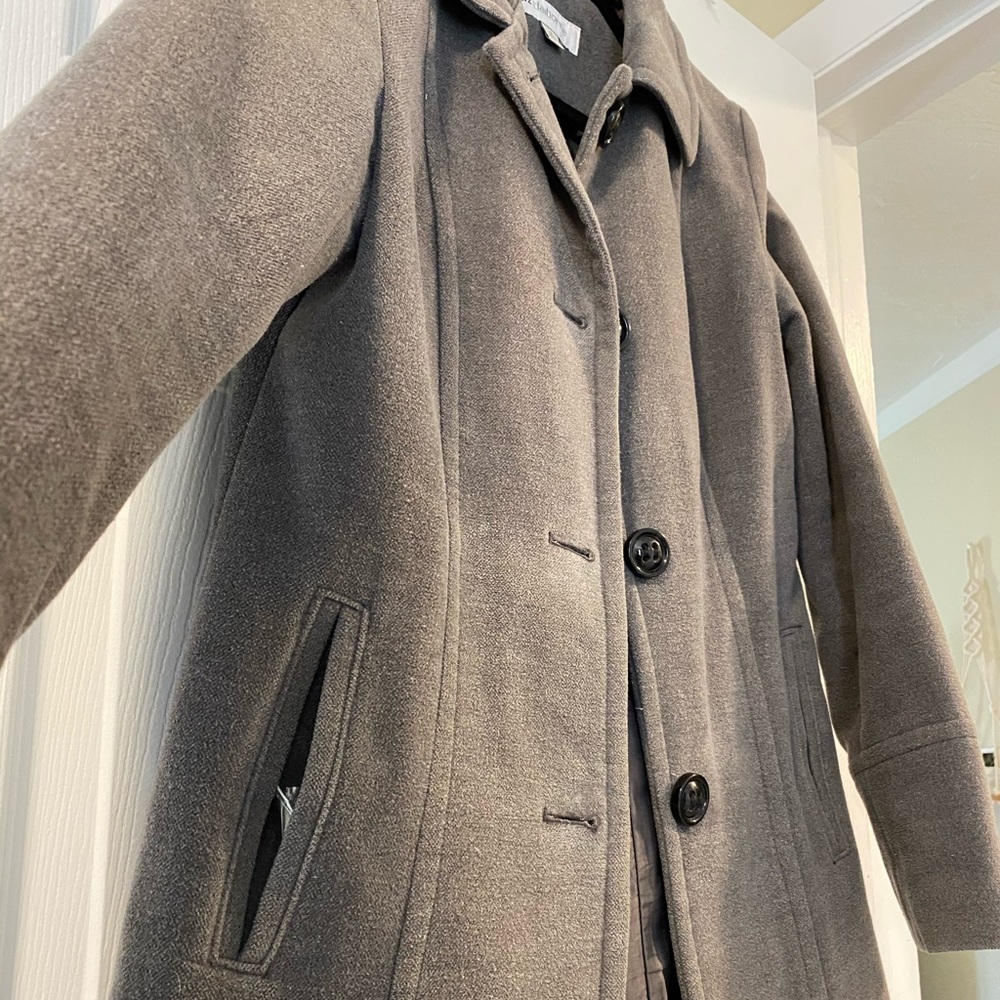 Coat - Picture 4 of 5